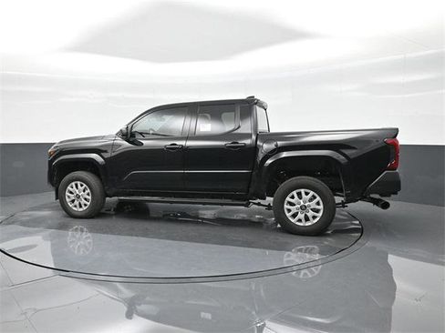 Certified 2026 Toyota Tacoma SR image 5