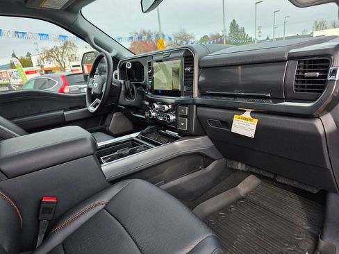New 2025 Ford F350 Lariat w/ Lariat Ultimate Package image 25
