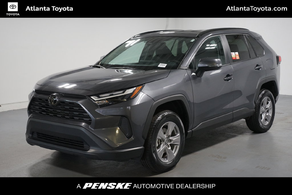 Certified 2025 Toyota RAV4 XLE FWD image 1