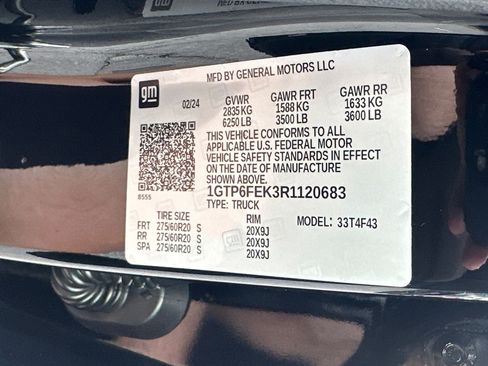 Used 2024 GMC Canyon Denali AWD/4WD image 32