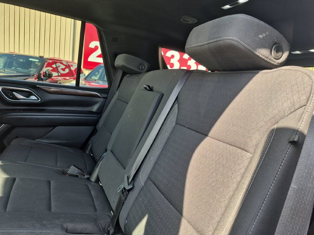 Used 2022 GMC Yukon SLE w/ Gmc Pro Safety Plus Package AWD/4WD image 27