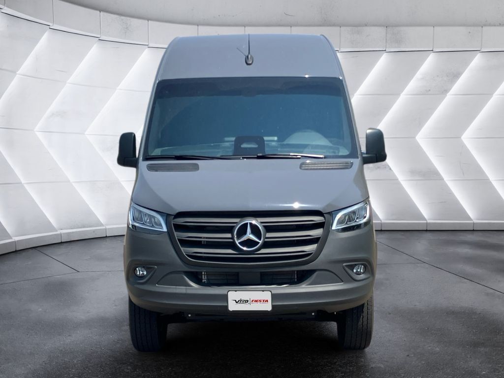 Used 2026 Mercedes-Benz Sprinter 2500 image 2