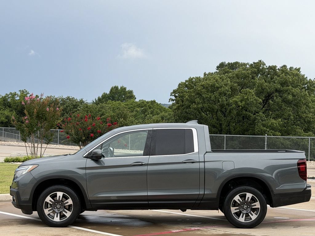 Used 2019 Honda Ridgeline RTL-T image 3