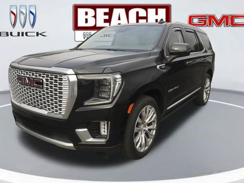 Used 2024 GMC Yukon Denali w/ Denali Reserve Package image 7