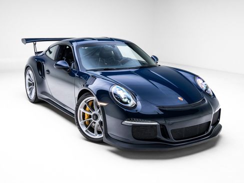 Used 2016 Porsche 911 GT3 RS image 26