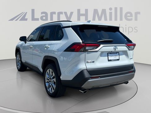 Used 2025 Toyota RAV4 Limited w/ Advanced Technology Package FWD image 3