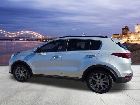 Used 2020 Kia Sportage S w/ S Premium Package image 3