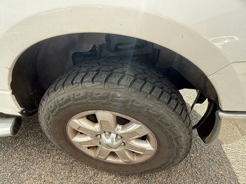 Used 2014 Ford F150 XLT w/ Equipment Group 302A Luxury image 9