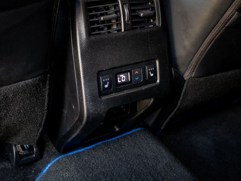 Used 2024 Mitsubishi Outlander SEL AWD/4WD image 26