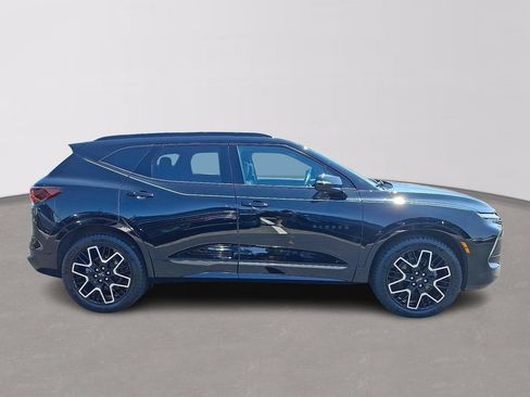 Certified 2023 Chevrolet Blazer RS w/ Driver Confidence II Package AWD/4WD image 7