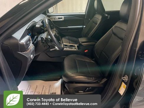 Used 2020 Ford Explorer Limited image 15
