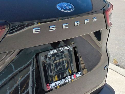 New 2025 Ford Escape SE w/ PHEV Premium Package image 10