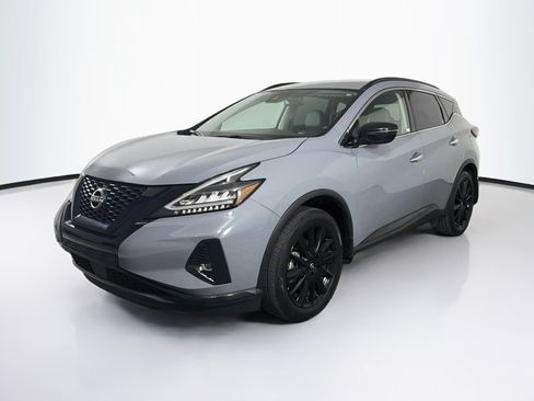 Used 2024 Nissan Murano SV w/ SV Midnight Edition Package FWD image 3