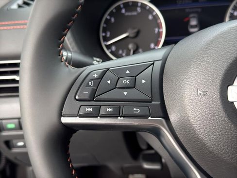 New 2025 Nissan Sentra SR image 19