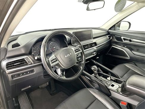 Used 2022 Kia Telluride S image 22