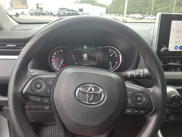 Used 2024 Toyota RAV4 XLE w/ Convenience Package FWD image 22