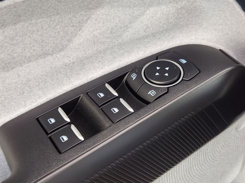 New 2026 Ford Maverick XLT image 18