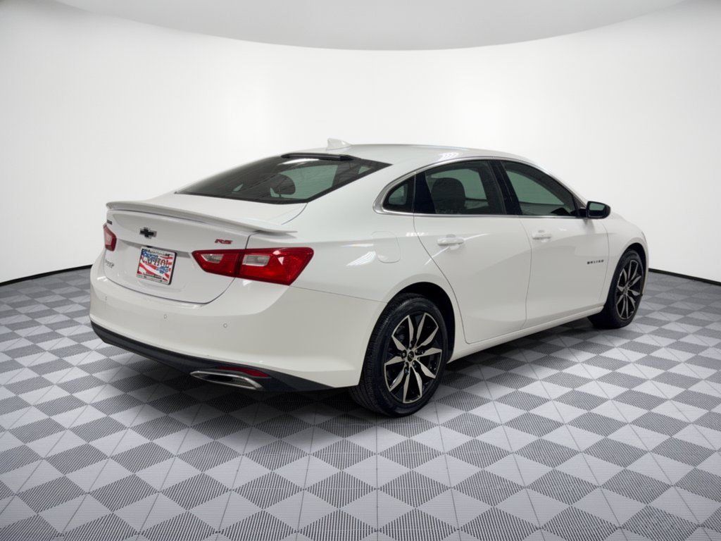Used 2022 Chevrolet Malibu RS FWD image 9