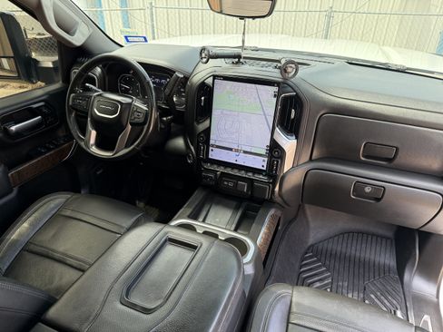 Used 2021 GMC Sierra 2500 Denali w/ Denali Ultimate Package AWD/4WD image 31