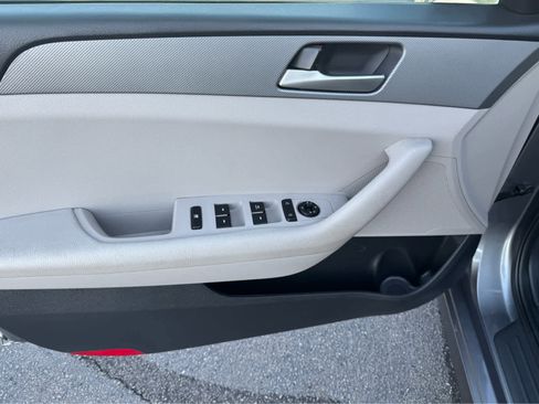Used 2018 Hyundai Sonata ECO image 12