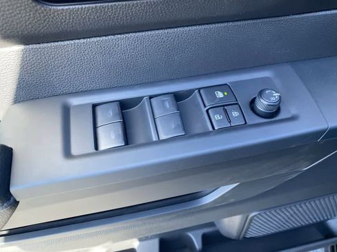 New 2026 Toyota Tundra SR image 13