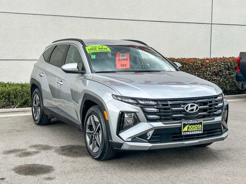 Used 2025 Hyundai Tucson SEL image 3