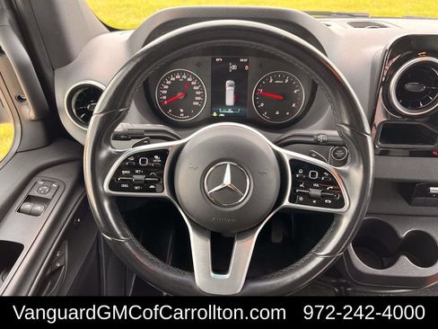 Used 2021 Mercedes-Benz Sprinter 4500 image 13