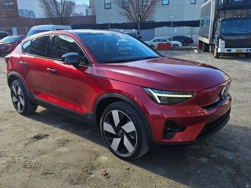 Certified 2023 Volvo C40 P8 Recharge Ultimate image 5