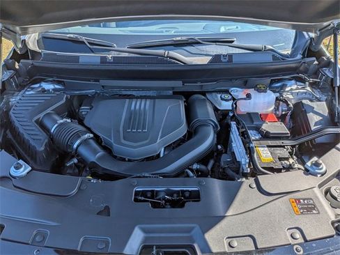 Used 2024 Chevrolet Traverse RS image 43