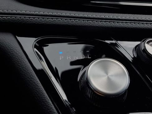 New 2026 Chrysler Pacifica Select FWD image 29
