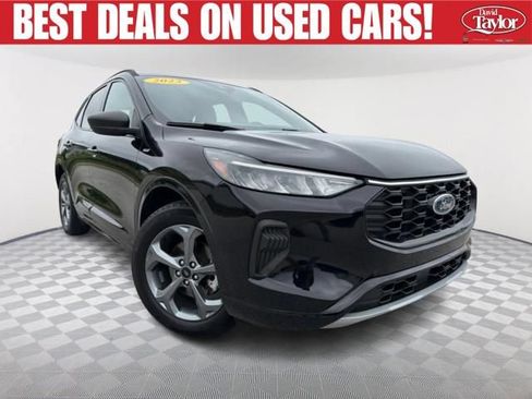 Used 2023 Ford Escape ST-Line w/ Tech Pack #1 FWD image 1