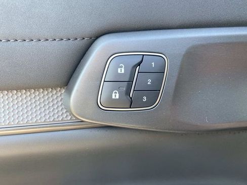 Used 2025 Ford Ranger Raptor image 17