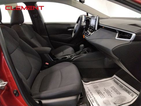 Used 2020 Toyota Corolla LE image 37