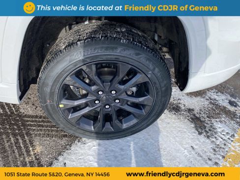 New 2026 Jeep Grand Cherokee Limited image 9