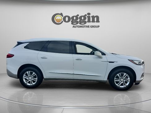 Used 2020 Buick Enclave Essence w/ Sound and Sites Package image 6