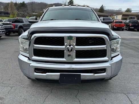 Used 2018 RAM 3500 Tradesman w/ Chrome Appearance Group image 6