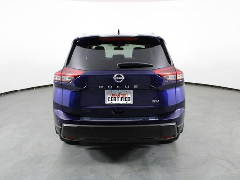 Certified 2024 Nissan Rogue SV w/ SV Premium Package FWD image 11