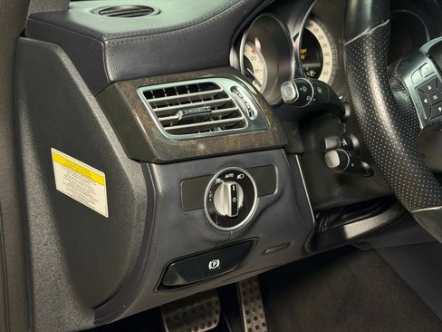 Used 2013 Mercedes-Benz CLS 550 image 36