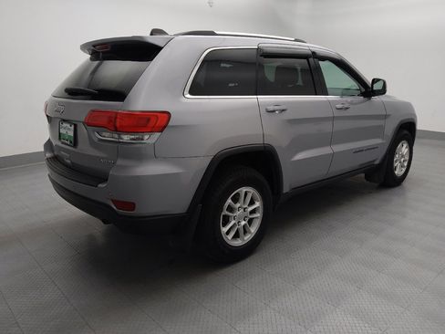Used 2018 Jeep Grand Cherokee Laredo AWD/4WD image 10
