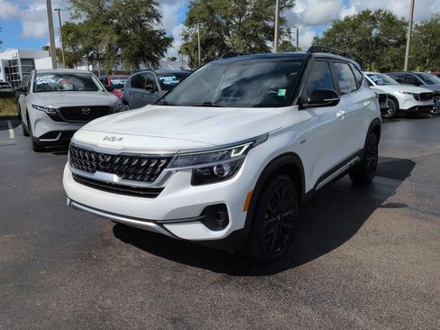 Used 2022 Kia Seltos Nightfall Edition AWD/4WD image 8