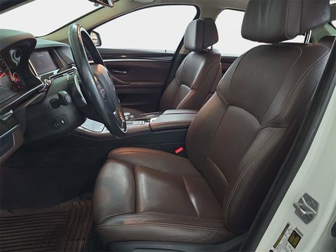 Used 2016 BMW 535i Sedan image 18