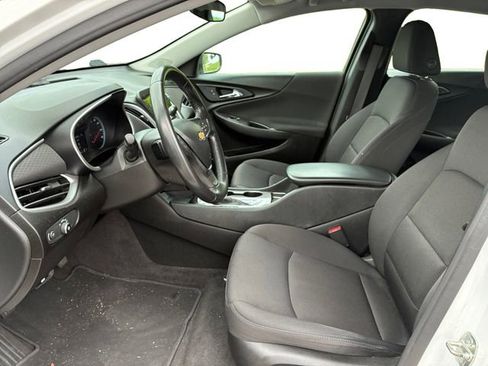 Used 2020 Chevrolet Malibu RS FWD image 11