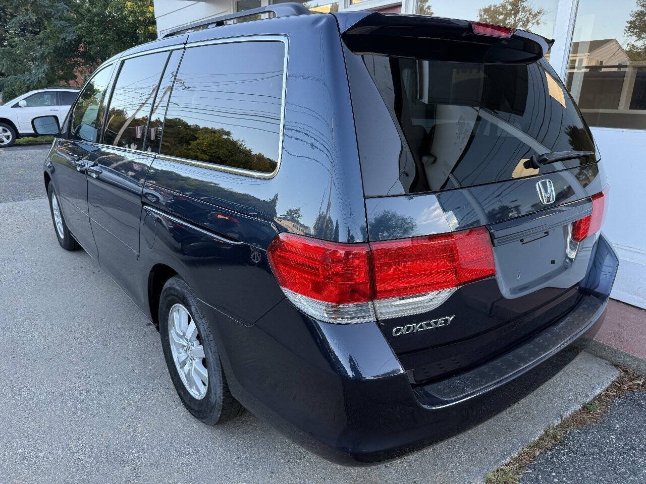 Used 2010 Honda Odyssey EX-L image 3