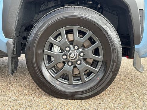 Used 2026 Toyota 4Runner SR5 RWD image 8