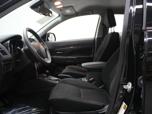 Used 2024 Mitsubishi Outlander Sport ES image 7