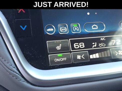 Used 2025 Subaru Outback Limited w/ Popular Package #2 AWD/4WD image 23