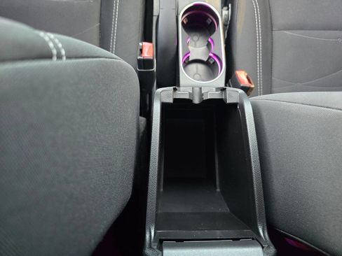 Used 2016 Ford Fiesta SE image 38