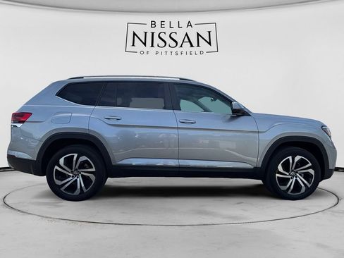 Used 2023 Volkswagen Atlas SEL AWD/4WD image 6