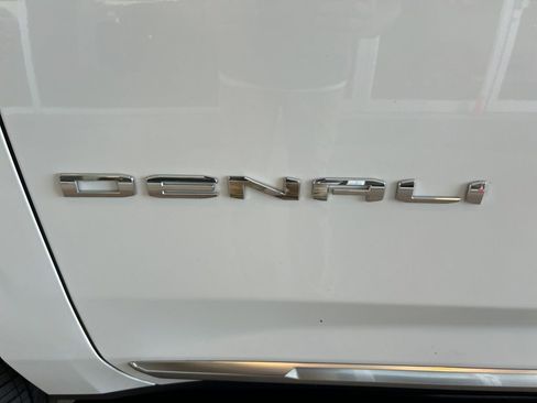 Used 2024 GMC Yukon XL Denali w/ Max Trailering Package RWD image 32