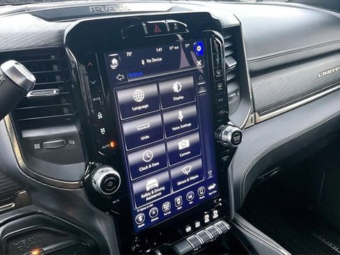 Used 2019 RAM 3500 Limited image 22